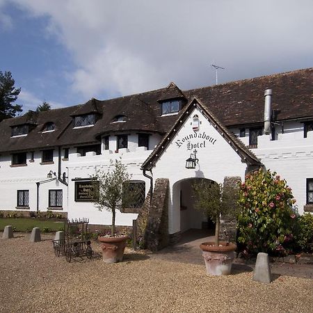 The Roundabout Hotel Pulborough Exterior photo